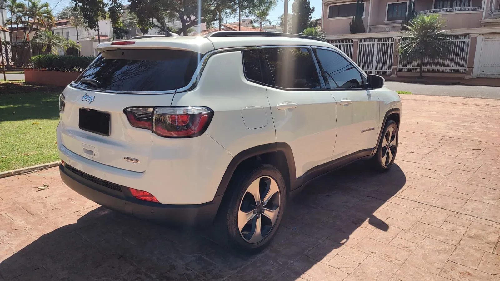 Jeep COMPASS LONGITUDE 2.0 4x2 Flex 16V Aut. COMPASS LONGITUDE 2.0 4x2 Flex 16V Aut. 2017 — foto 4