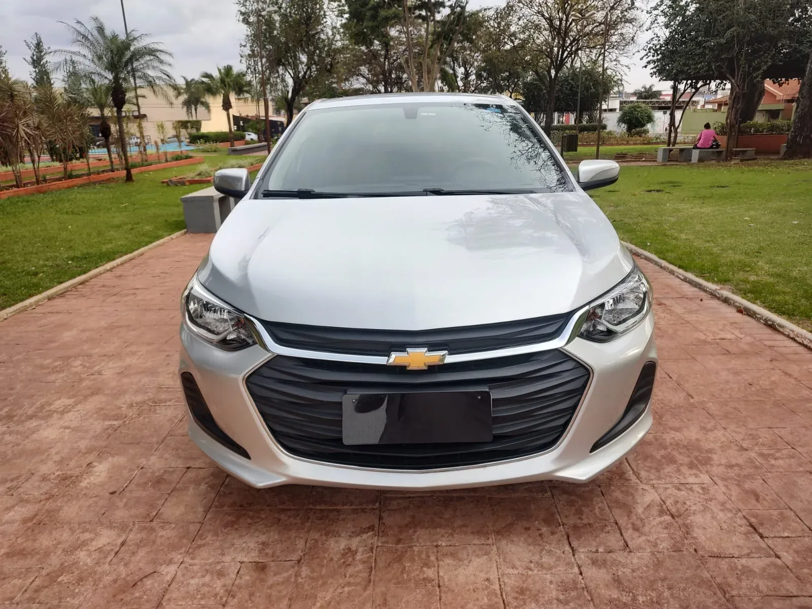 Chevrolet ONIX HATCH LT 1.0 12V Flex 5p Mec. ONIX HATCH LT 1.0 12V Flex 5p Mec. 2020 — foto 2