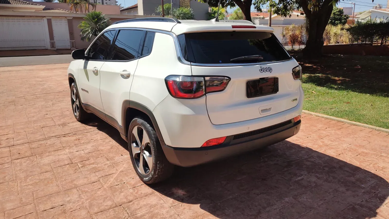 Jeep COMPASS LONGITUDE 2.0 4x2 Flex 16V Aut. COMPASS LONGITUDE 2.0 4x2 Flex 16V Aut. 2017 — foto 6