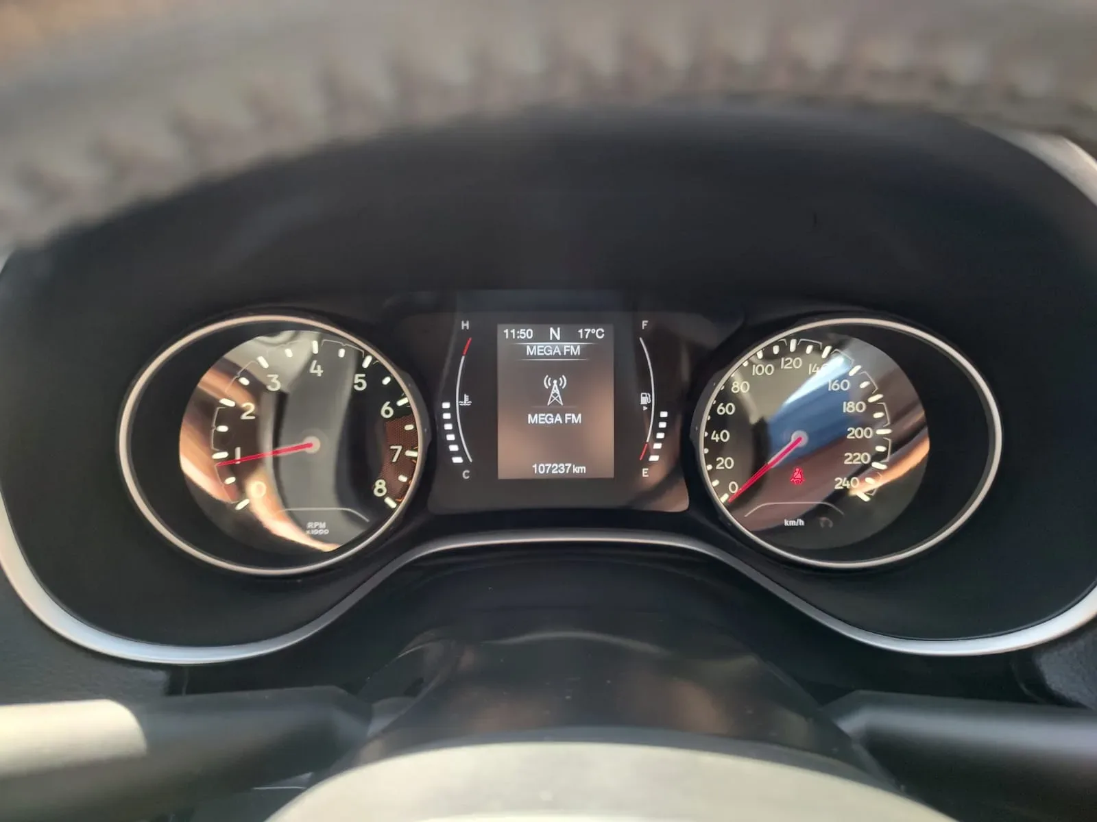 Jeep COMPASS LONGITUDE 2.0 4x2 Flex 16V Aut. COMPASS LONGITUDE 2.0 4x2 Flex 16V Aut. 2017 — foto 8